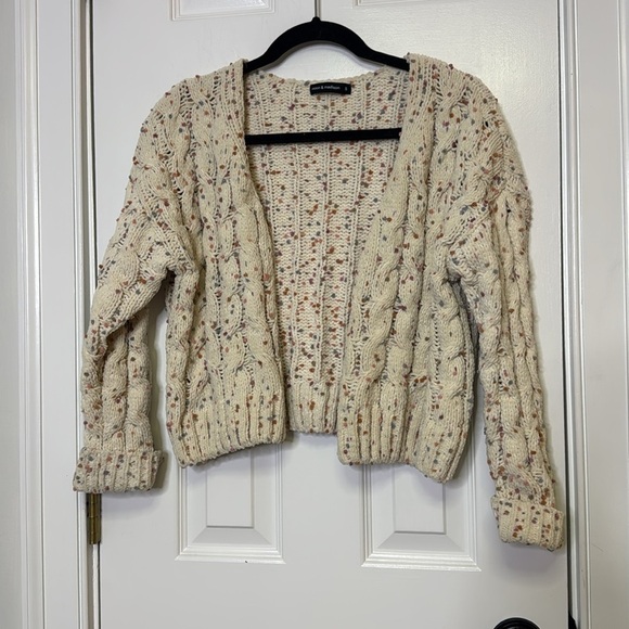 moon & madison Cream Chunky Knit Cardigan - Picture 3 of 5